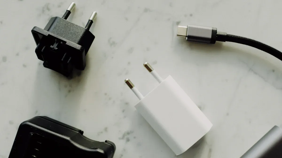 Cara Kerja Pengisi Daya Listrik Portabel 3 Pin