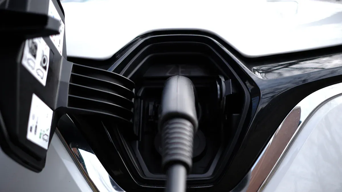 Erreur #1 : Ignorer les types de prises et les normes d'alimentation françaises